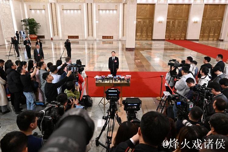 第二场部长通道,讲看法也讲办法(现场·部长通道) 第二场部长通道,讲看法也讲办法(现场·部长通道)